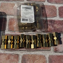 Lot Of 20 "Brass Compression Union, 1/2", Lead-Free, 10-Pack."