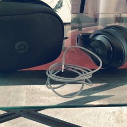 Beats Studio Pro. These are premium wireless headphones with noise cancellation.