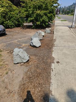 2-3 man landscape rocks free