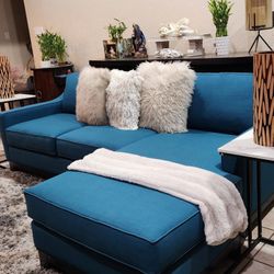 Sofa Sectional Couch Reversible Chaise Like New In Perfec Condition FREE DELIVERY 🥳 