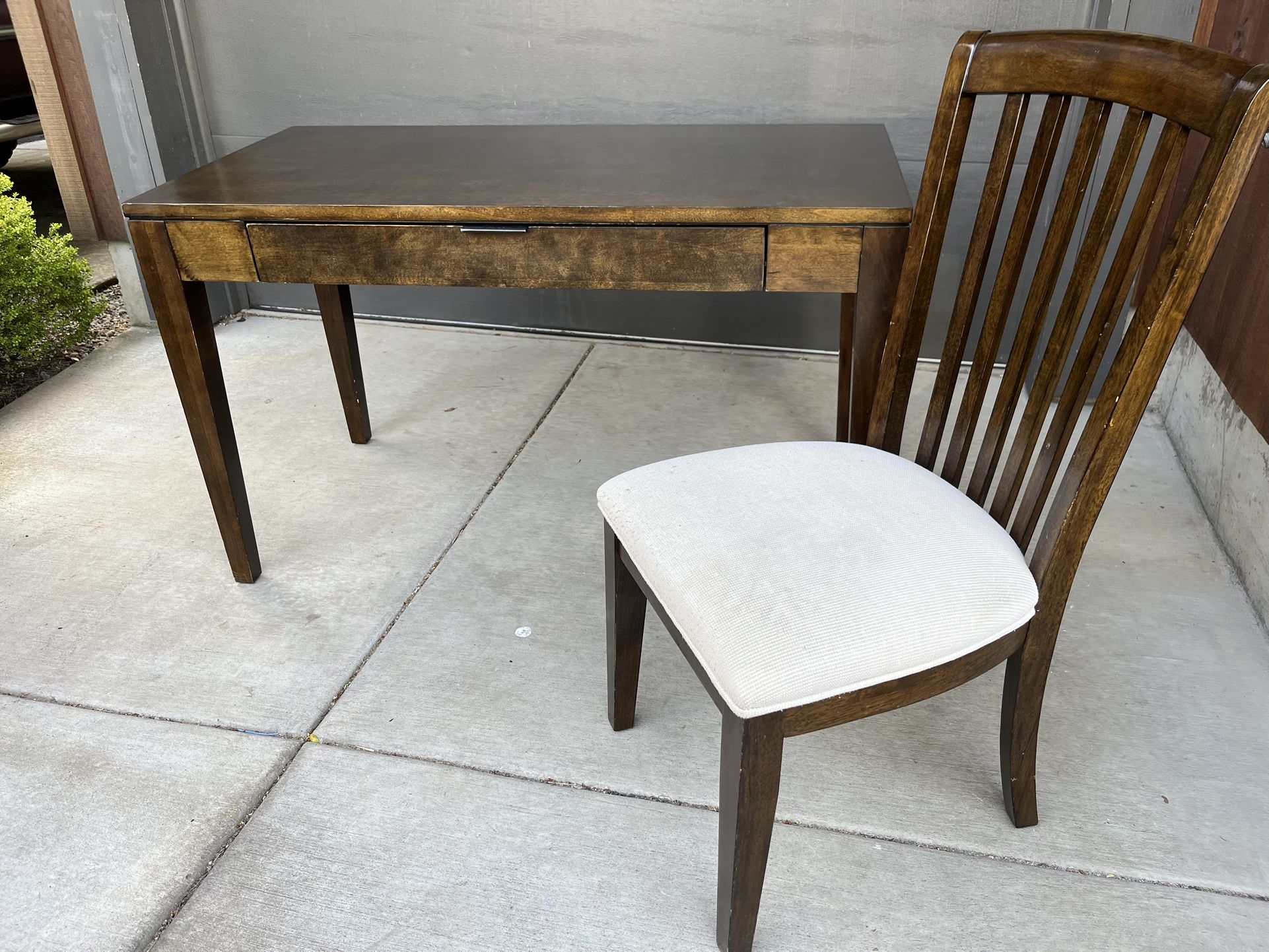 Tribeca Wood Desk with Matching Chair