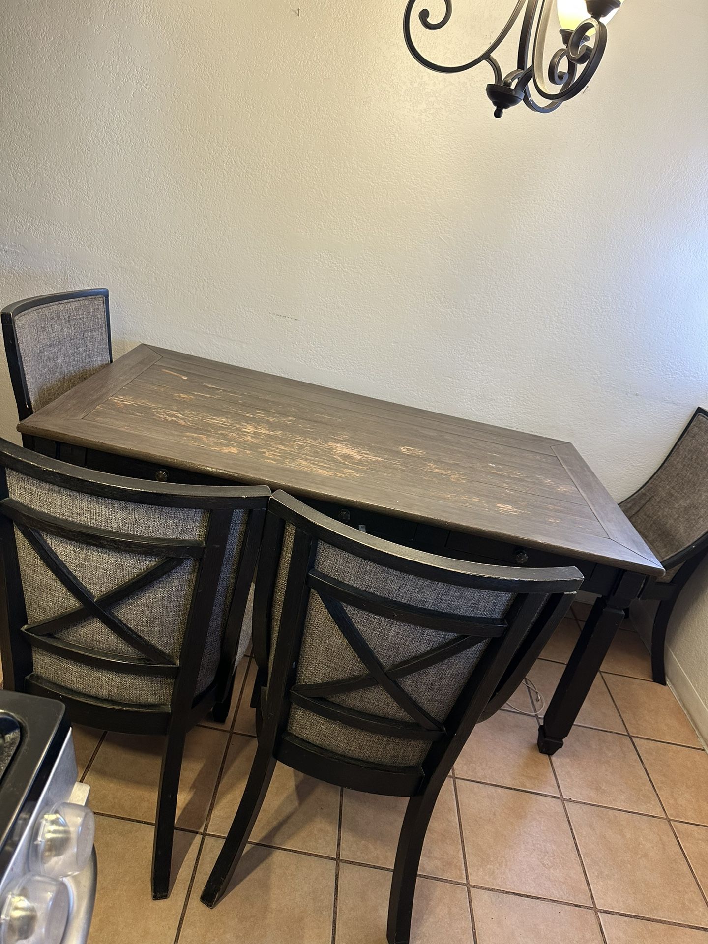 4chairs And Table 