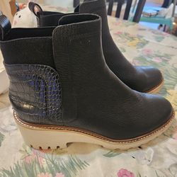 Dolce Vita Boots Size 10