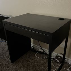 IKEA Micke Desk, Black