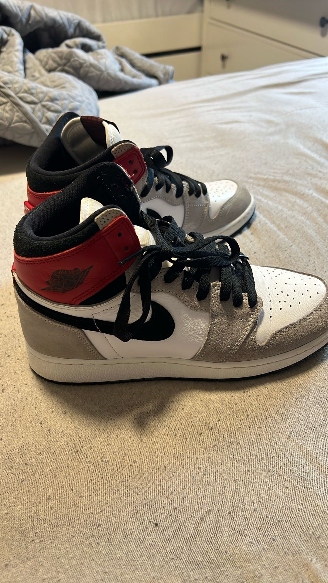 Jordan 1 Retro High Of Smoke Grey