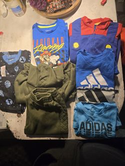 Boys Mixed clothes Lot Size 8 super mario