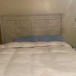 Queen Sized Bed And Mattress Set