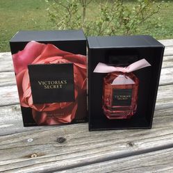 Victoria’s Secret Rose Violet perfume