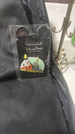 Disney Pin- Goofy Only- Cinderella Castle