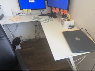 Free white desk