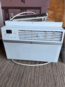 Two different window AC $100 each