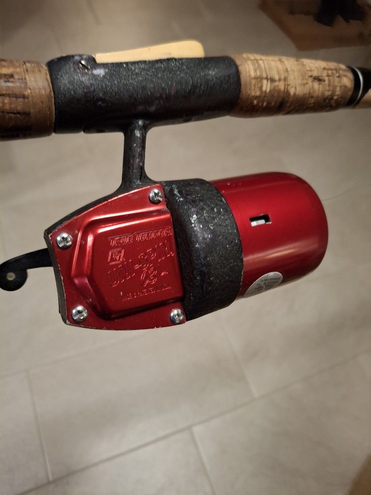 Vintage True Temper Uni Spin 63L Combined Reel & Rod