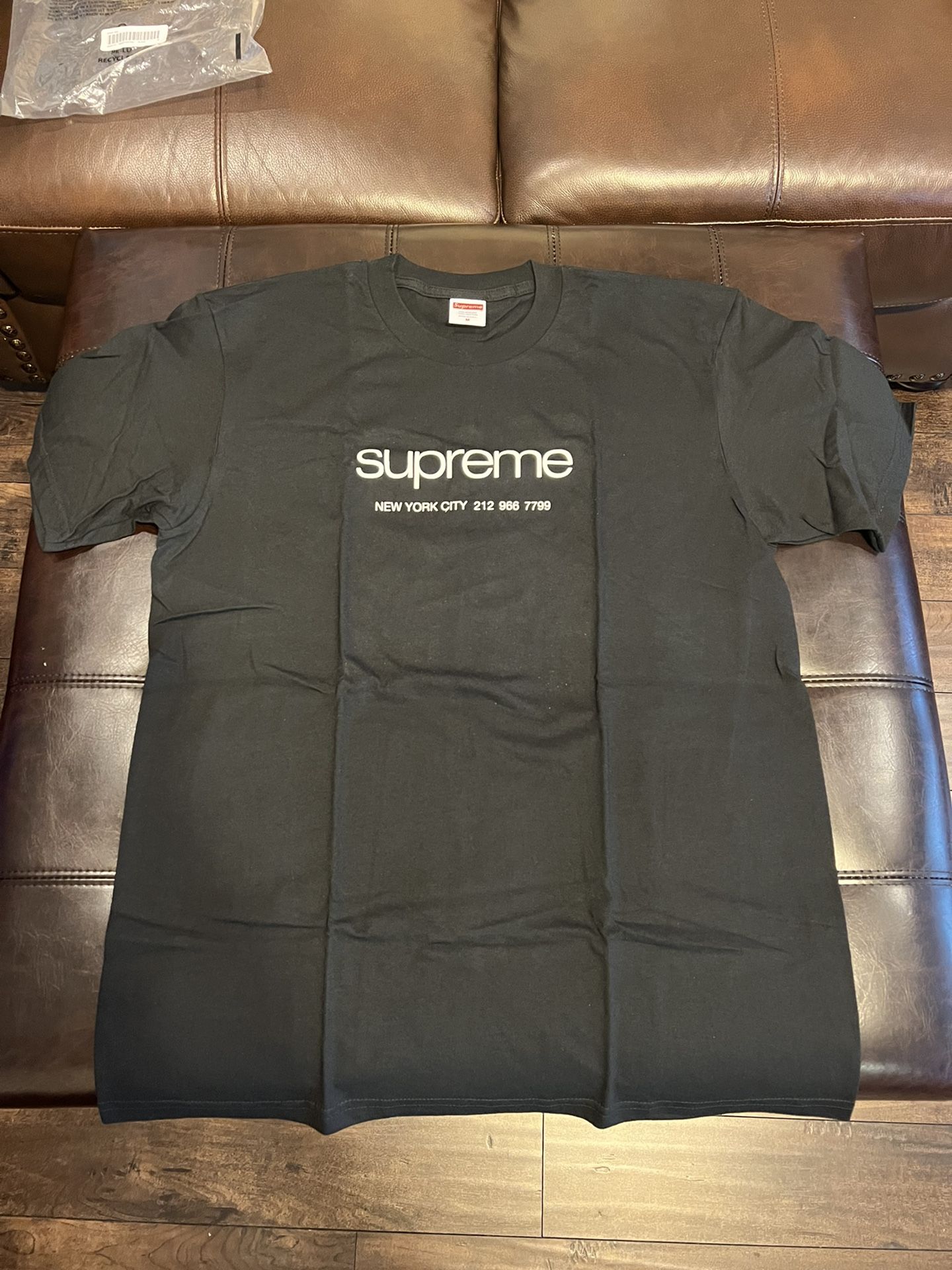 Supreme Shop Tee