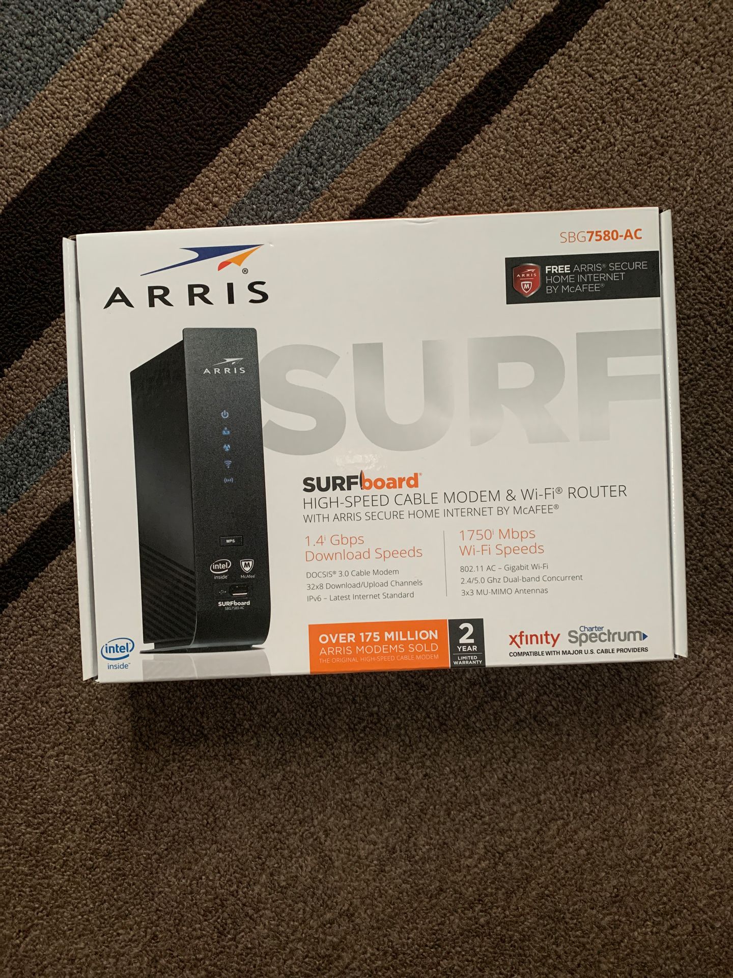 Cable modem and router combo