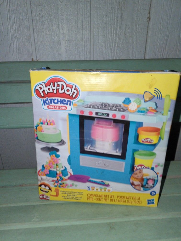 Play-Doh Kitchen Creations