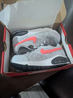 Nike Air Max IVO Kids Size 1