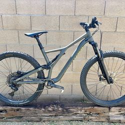 2020-2021 Specialized Stumpjumper 29er Mountain Bike 🚵‍♂️