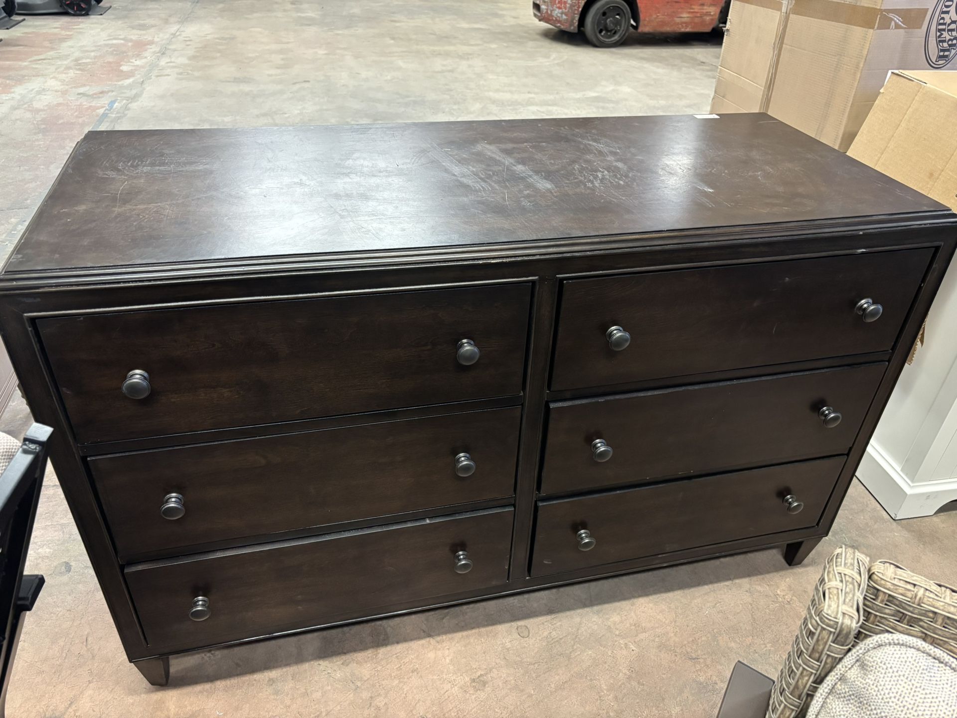 Bonterra 6- Drawer Dresser (used like new)