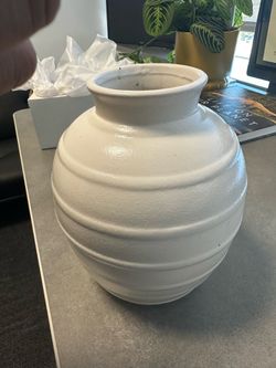 White Ribbed Ceramic Vase