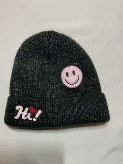 HI , HAPPY FACE KNIT BEANIE SPARKLY THREAD ONE SIZE FITS ALL