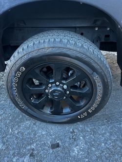 2023 Ram 2500/3500 Laramie Night Edition Wheel wheels tires TPMs and lug nuts