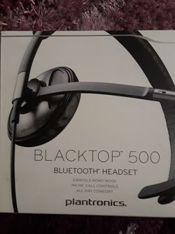 Bluetooth headset plantronics