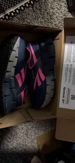 Steel toe shoes
