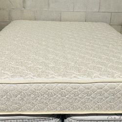 Queen Size Mattress In Good Condition