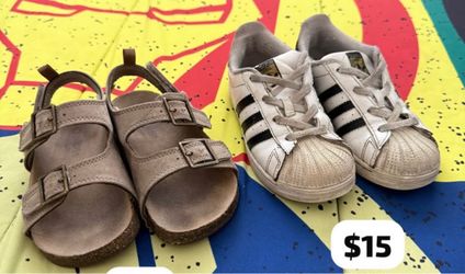 Kids shoes size 9