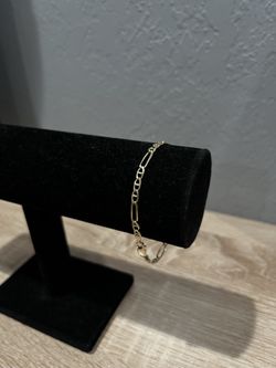 14k gold bracelet