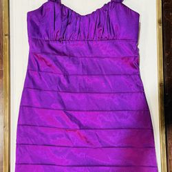 Trixxi Clothing Company Women’s Size 6 Purple No Sleeve Dress; Body: 97% Polyester & 3% Spandex and Lining: 100% Polyester; 28” in Height
