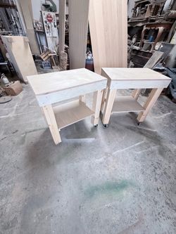 Small work tables with casters