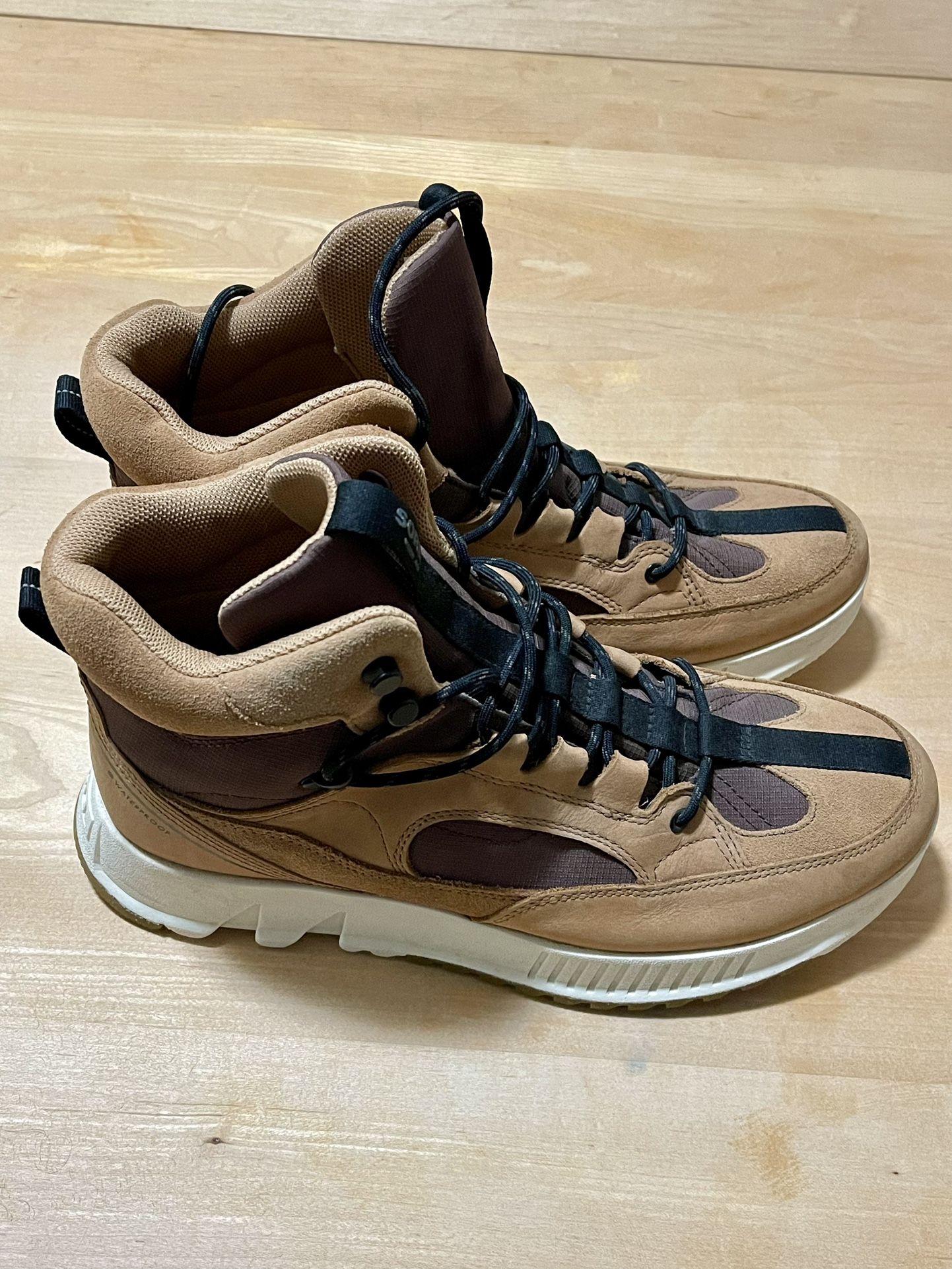 Sorrel Mac Hill Lite Rush Waterproof Boots M10