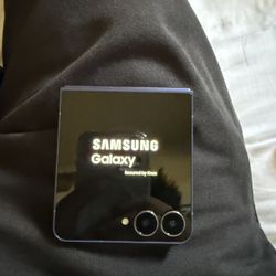 Samsung - Galaxy Z Flip7 256GB (Unlocked) - Blue Shadow