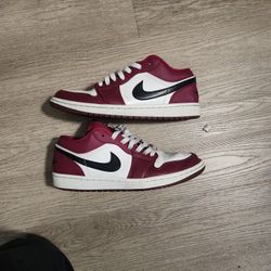 Jordan 1 Low Noble Red