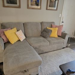 Couch With Pull Out And Storage