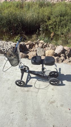 Roscoe Knee Scooter