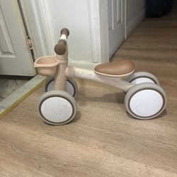 Toddler balance bike