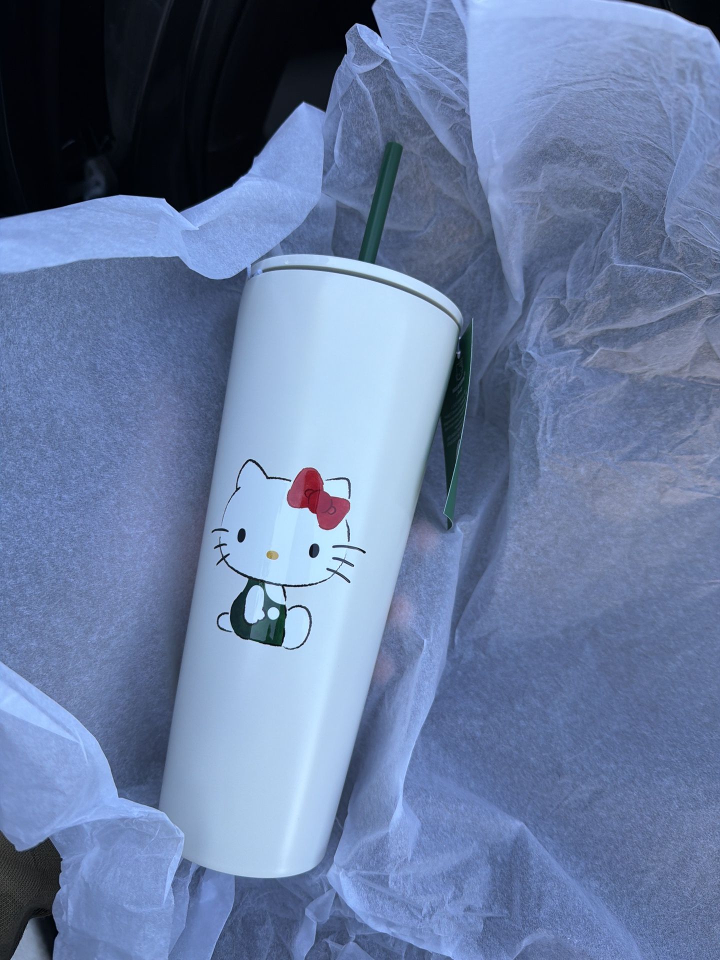 Hello Kitty Starbucks 26oz Cold Cup