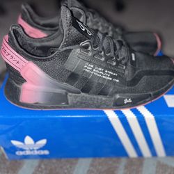 Black & Pink Adidas NMD Size 9