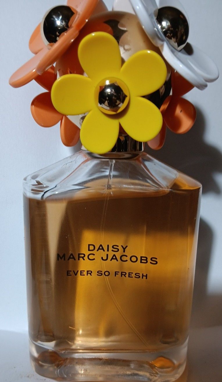Marc JACOBS Daisy Ever So Fresh