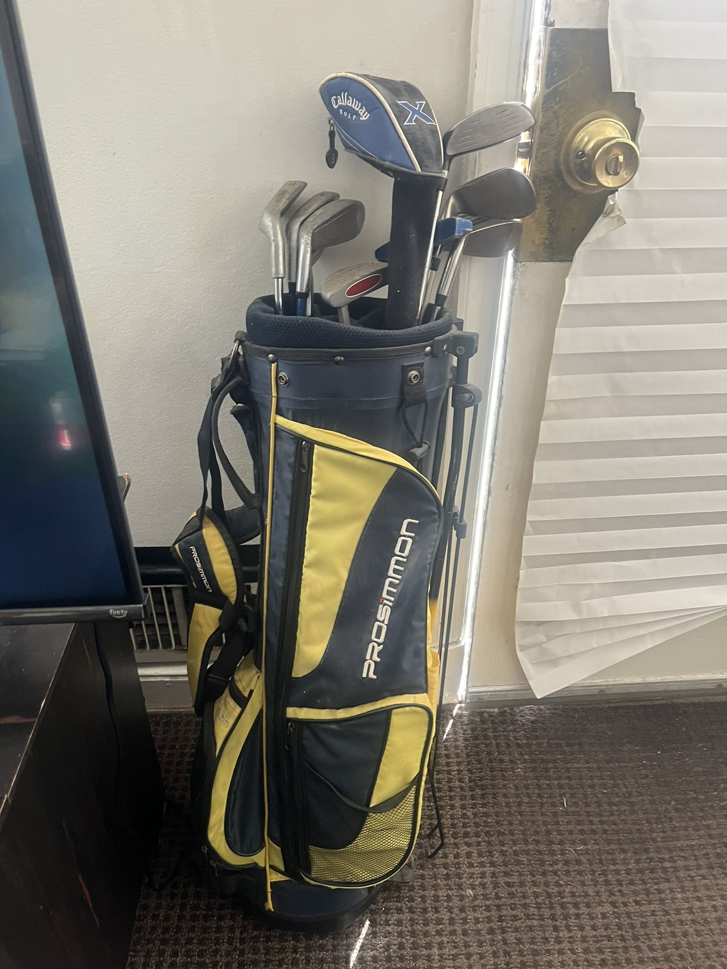 Golf Clubs Set w/ accessories