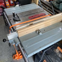 Delta 10” Table Saw