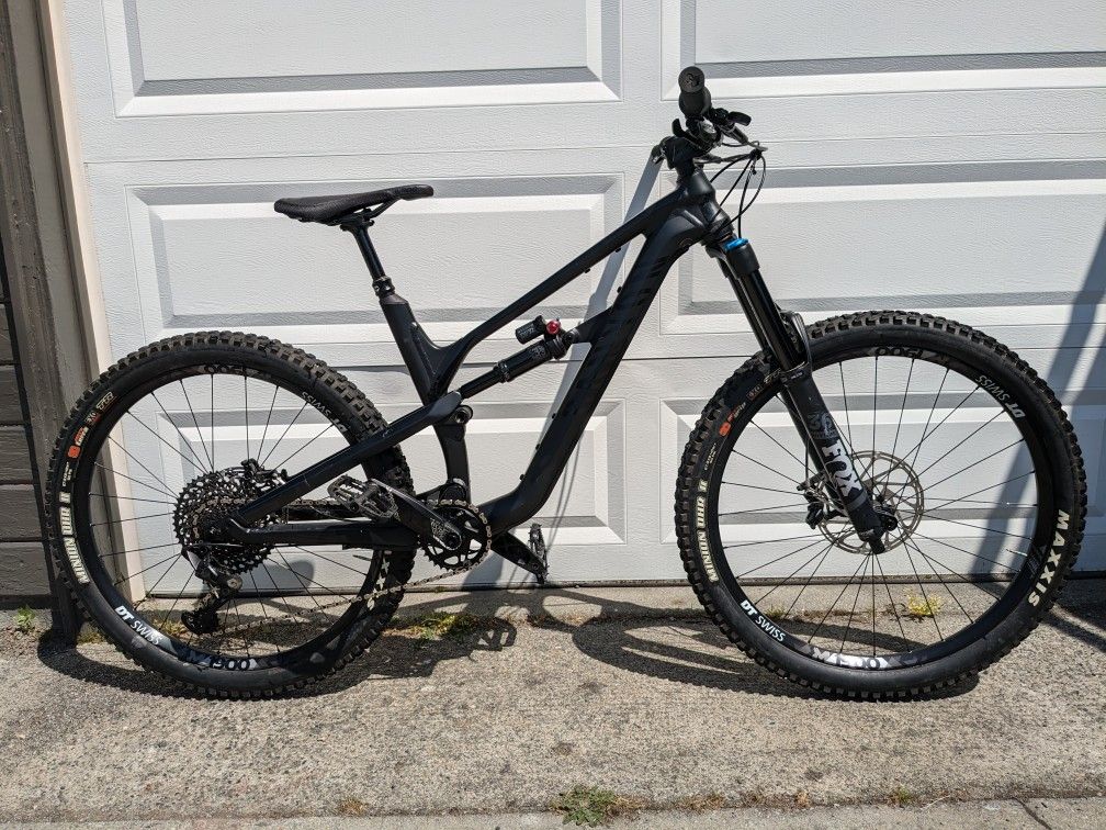 Canyon Spectral AL 6.0 MTB Stealth Matte Black Medium for Sale in Seattle WA OfferUp