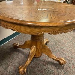 Oak Dining Table w/5 Chairs