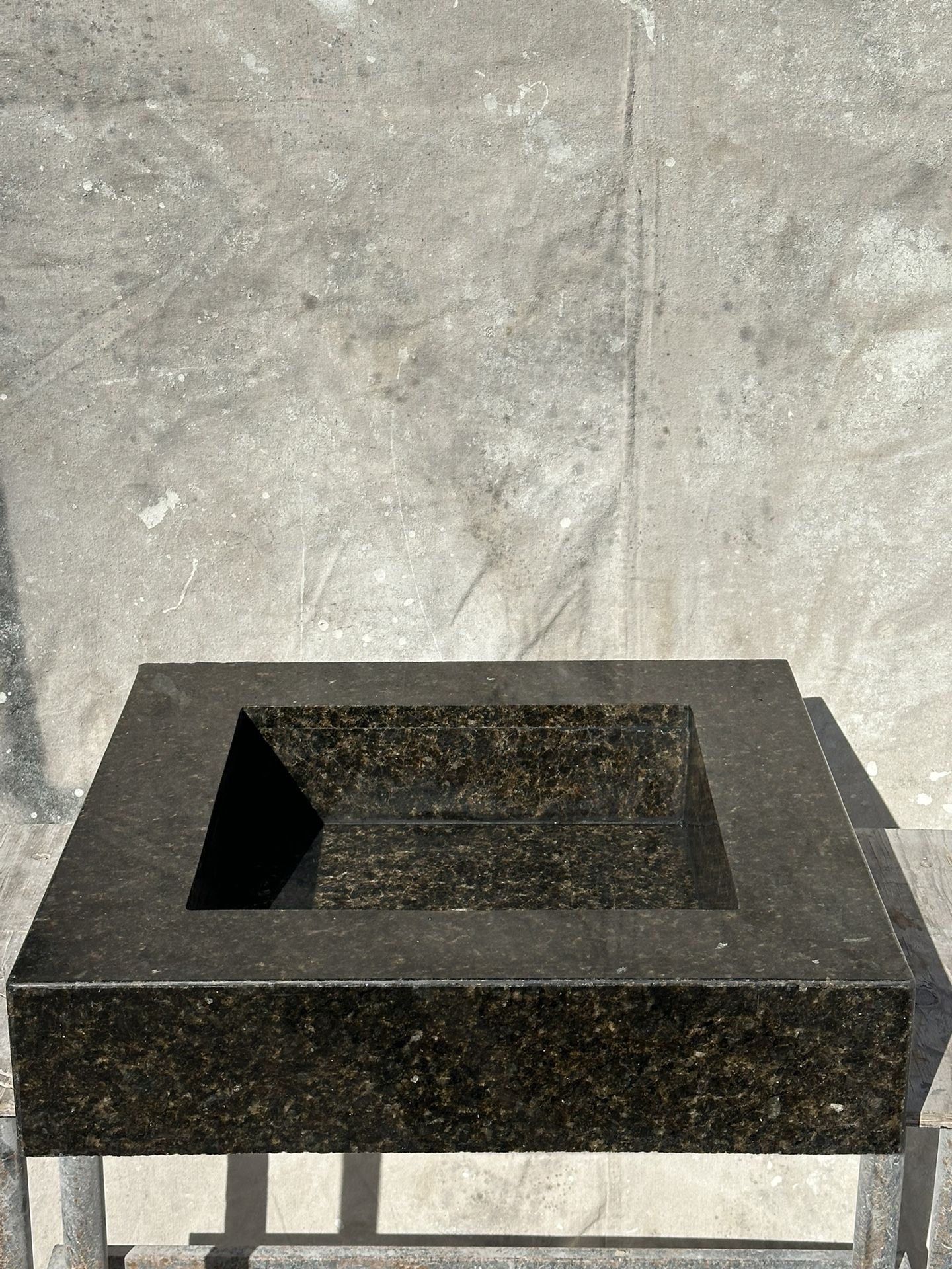 UbaTuba Granite Integrated Sink