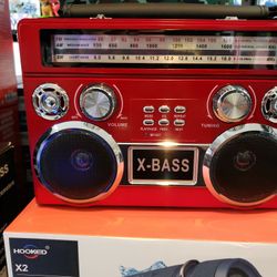 BLUETOOTH SPEAKER 