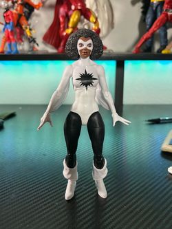 Marvel legends captain marvel