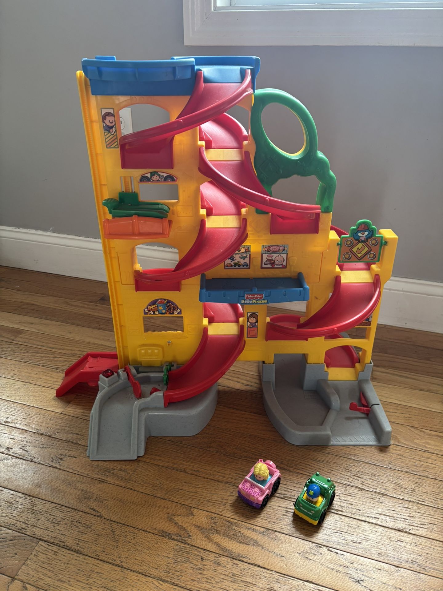 Fisher-Price Little People Wheelies Stand 'n Play Rampway