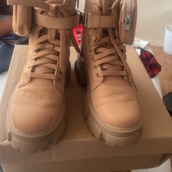 Steve Madden Boots 
